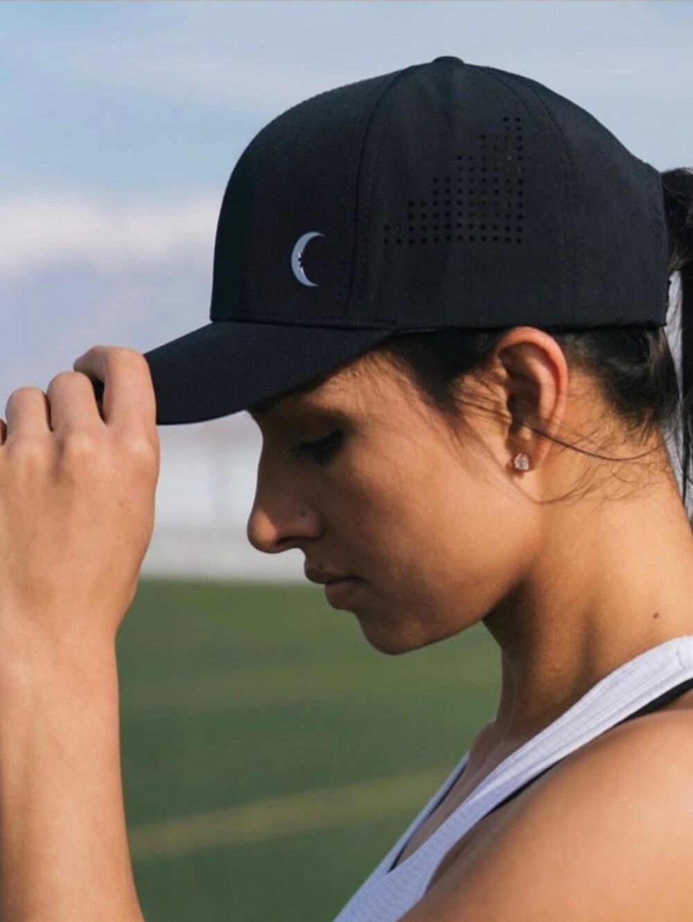 Zyia Black Chill Hat